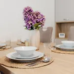 Pod Vinicou With Balcony * ברטיסלאבה