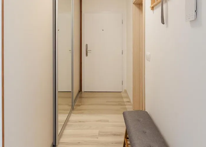 Pod Vinicou With Balcony דירה