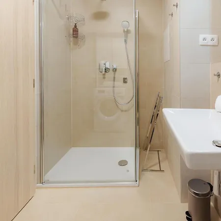 דירה Pod Vinicou With Balcony